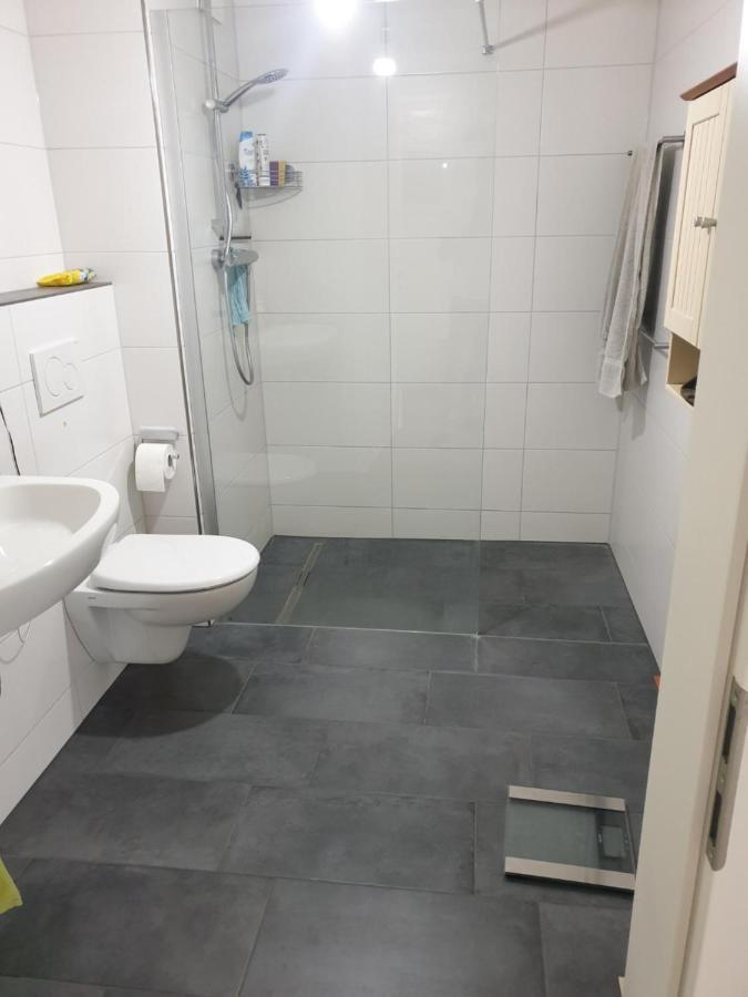 Schones Privatzimmer In Einem Neubau Oldenburg Buitenkant foto